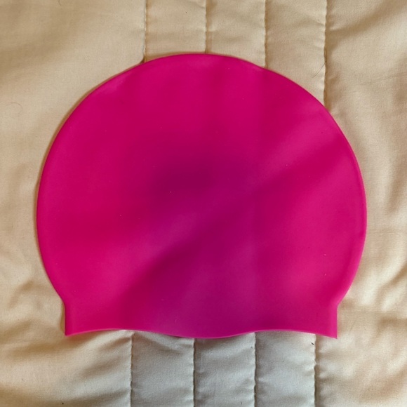Speedo Bright Pink Swim Cap - Picture 2 of 4